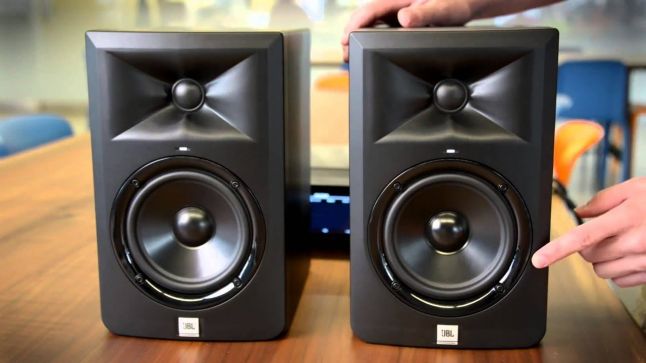 JBL LSR305 Studio Monitors